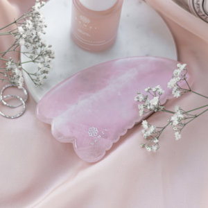 Gua Sha Rose Quarts Sculpt - Facial & Body